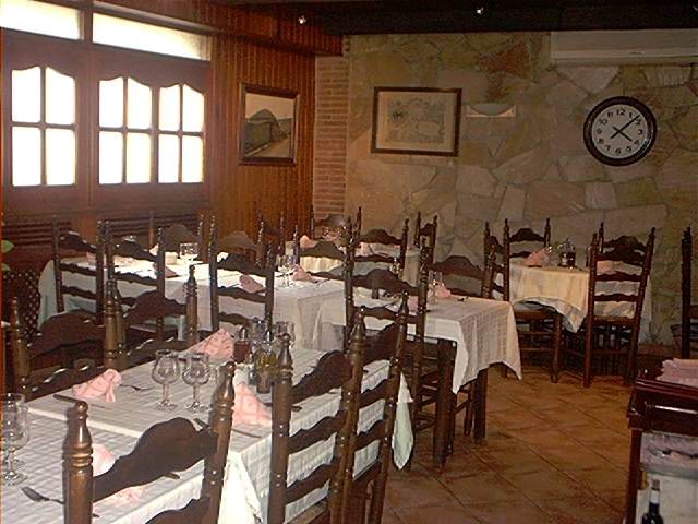 Interior del Meson Gallego